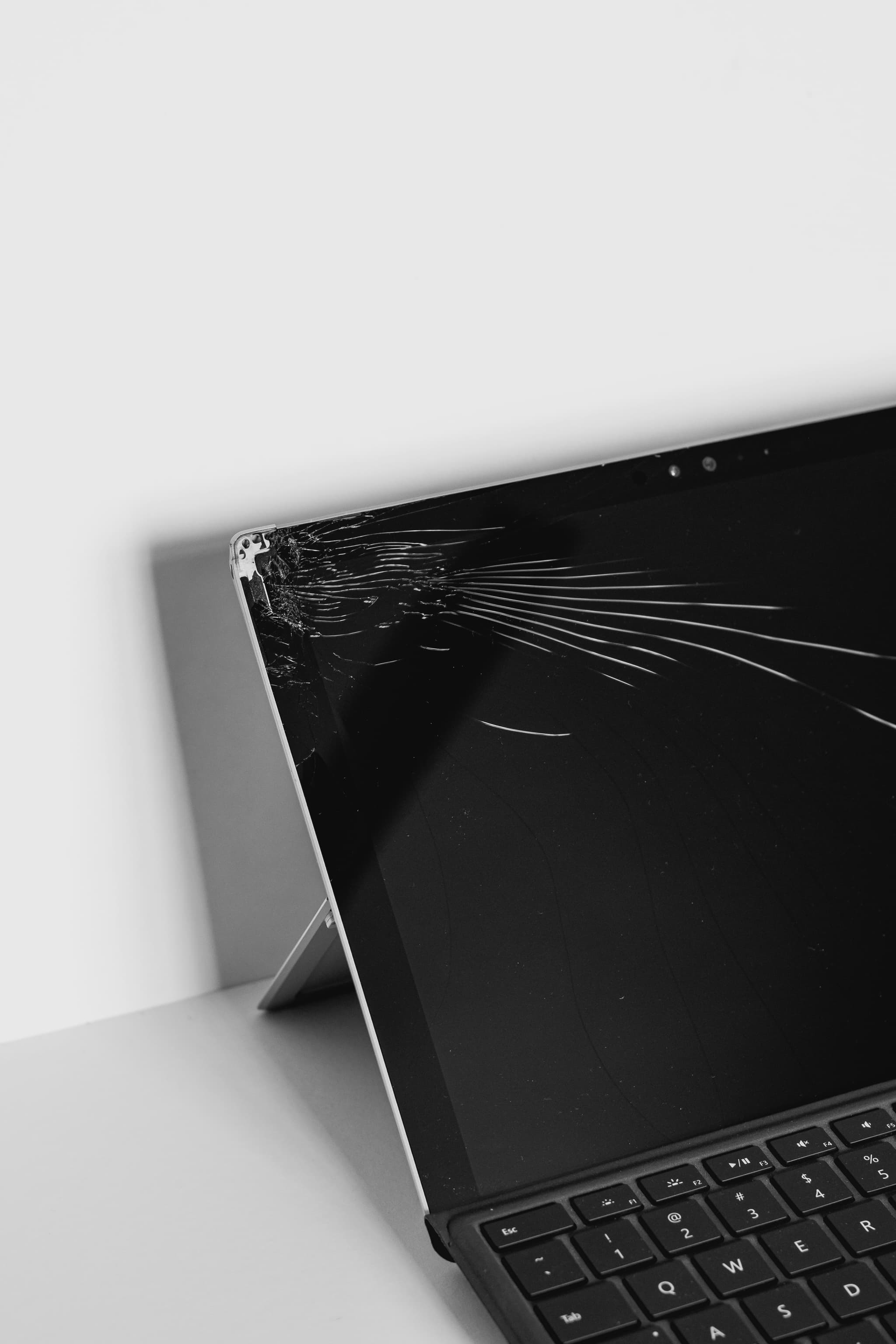 broken surface contact image